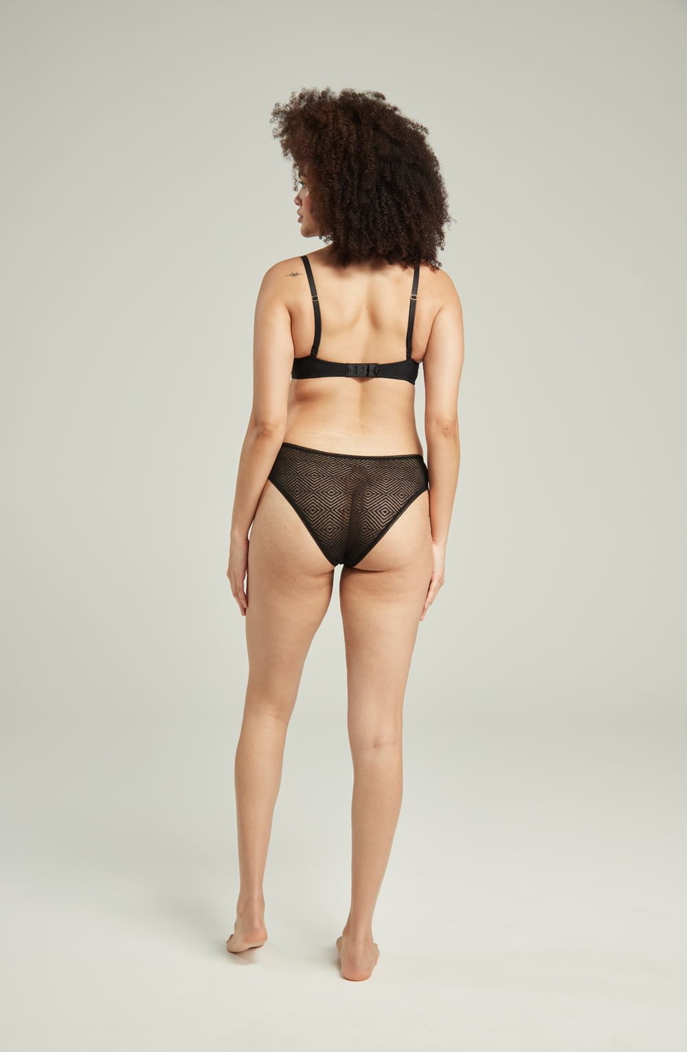 Linsori Deco Noir Lift Balcony Bra - styled view