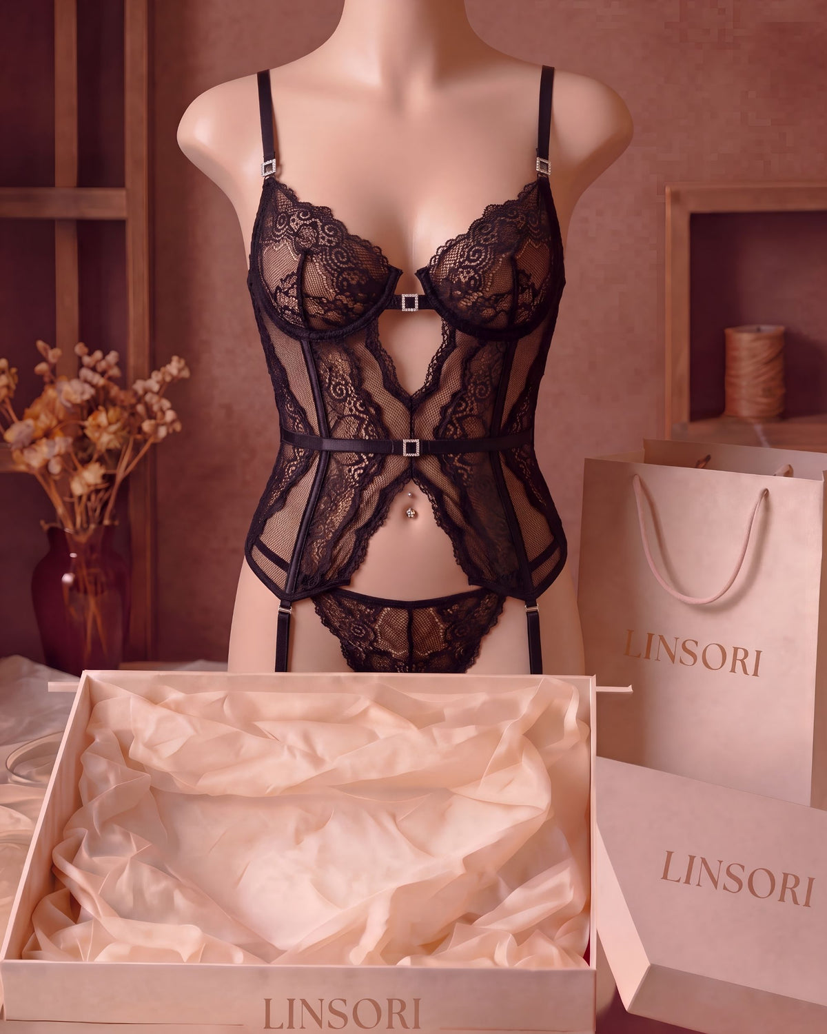 Linsori Ravenna Noir Lace Cor Floral Lace Set - Mannequin View