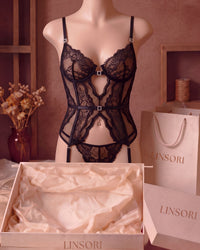 Linsori Ravenna Noir Lace Cor Floral Lace Set - Mannequin View