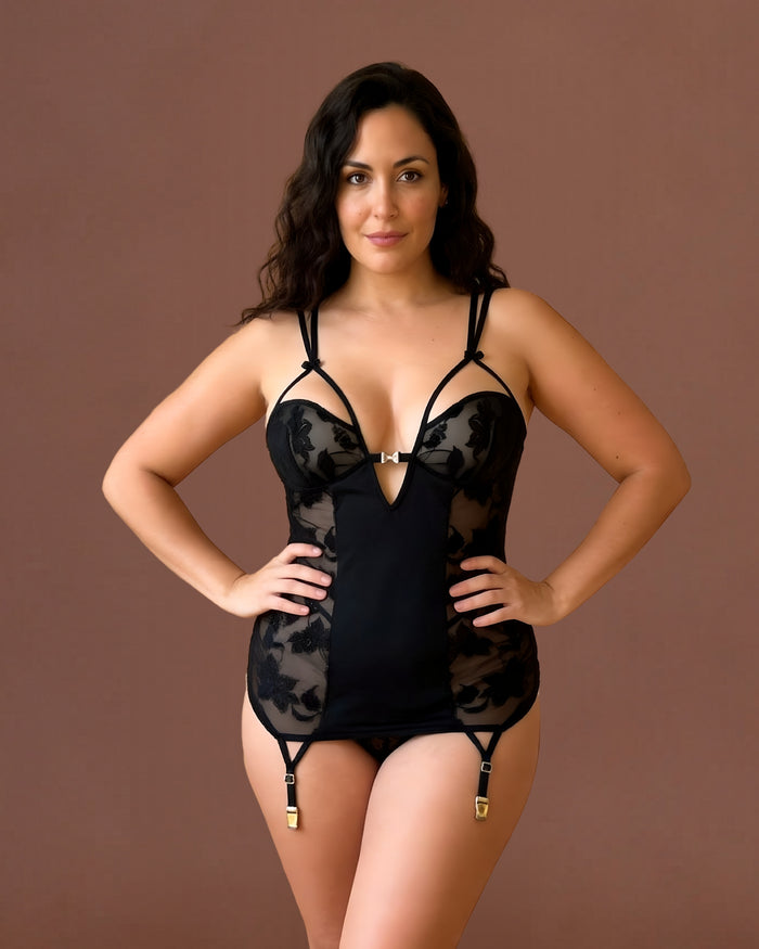 Linsori Noir Velvet Lace Chemise Piece Plus Size - Front view 