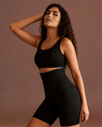 Linsori Sculpted Noir Shaping Short Plus Size -  Left view
