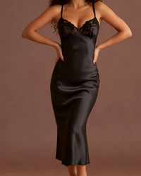 Linsori Noir Satin Nightdress Set - Close up  view
