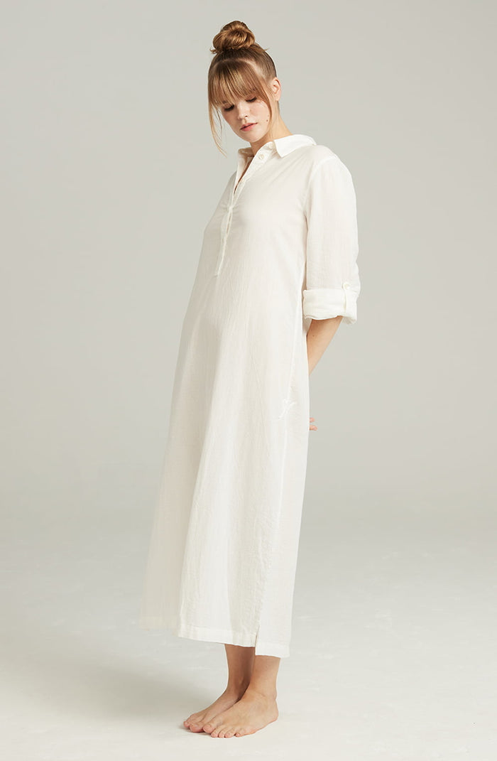 Linsori Pearl Cotton Maxi Sleep Shirt - detail view