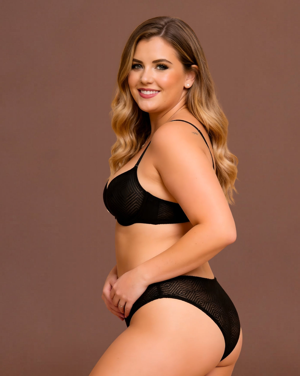 Linsori Deco Noir Lift Balcony Bra Plus Size -  Left view