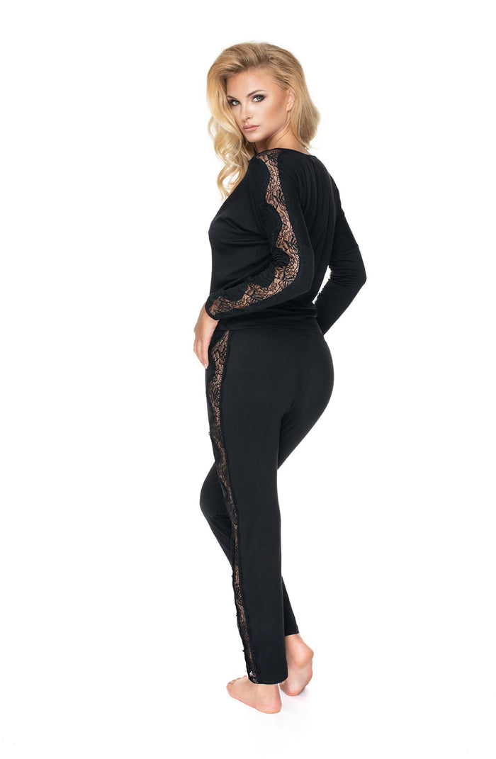 Linsori Noir Lace-Trimmed Pyjama Set - detail view