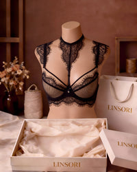 Linsori Noir Eyelash Lace Push Up Plus Size - Mannequin View