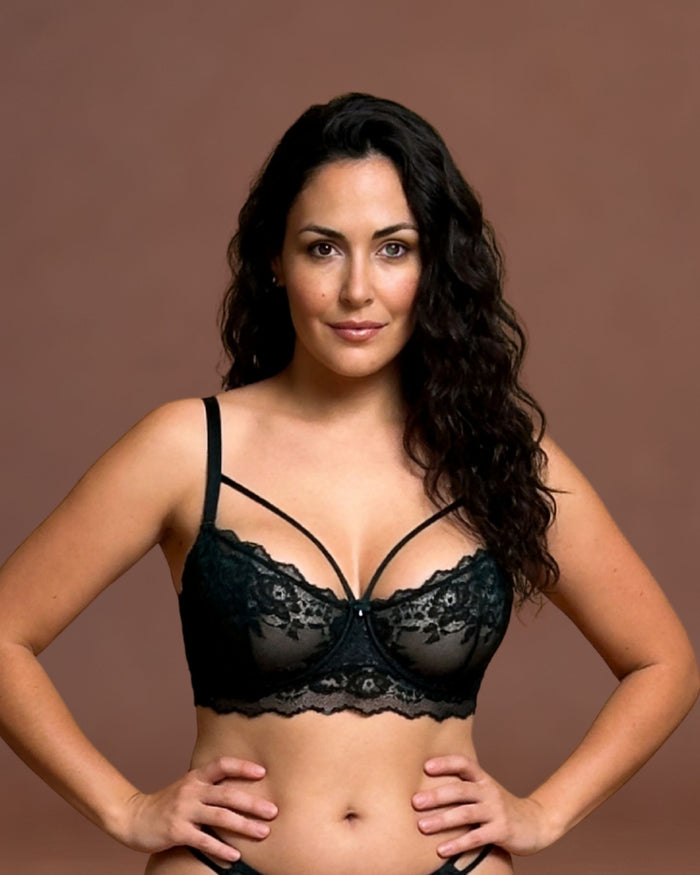 Linsori Midnight Lace Soft Cup Bra 4 Plus Size - Front view 