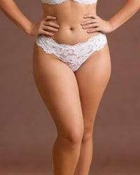 Linsori Pearl Scalloped Lace Thong - Front view 