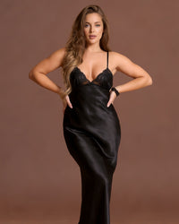 Linsori Midnight Lace Trailing Gown - Front view 