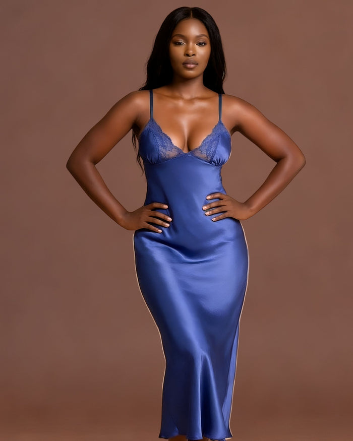 Linsori Sapphire Lace Trailing Gown - Front view 