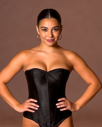 Linsori Noir Satin Sweetheart Corset Set - Front view 
