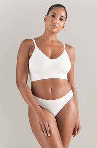 Linsori Sand Seamless TENCEL™ Bralette - detail view