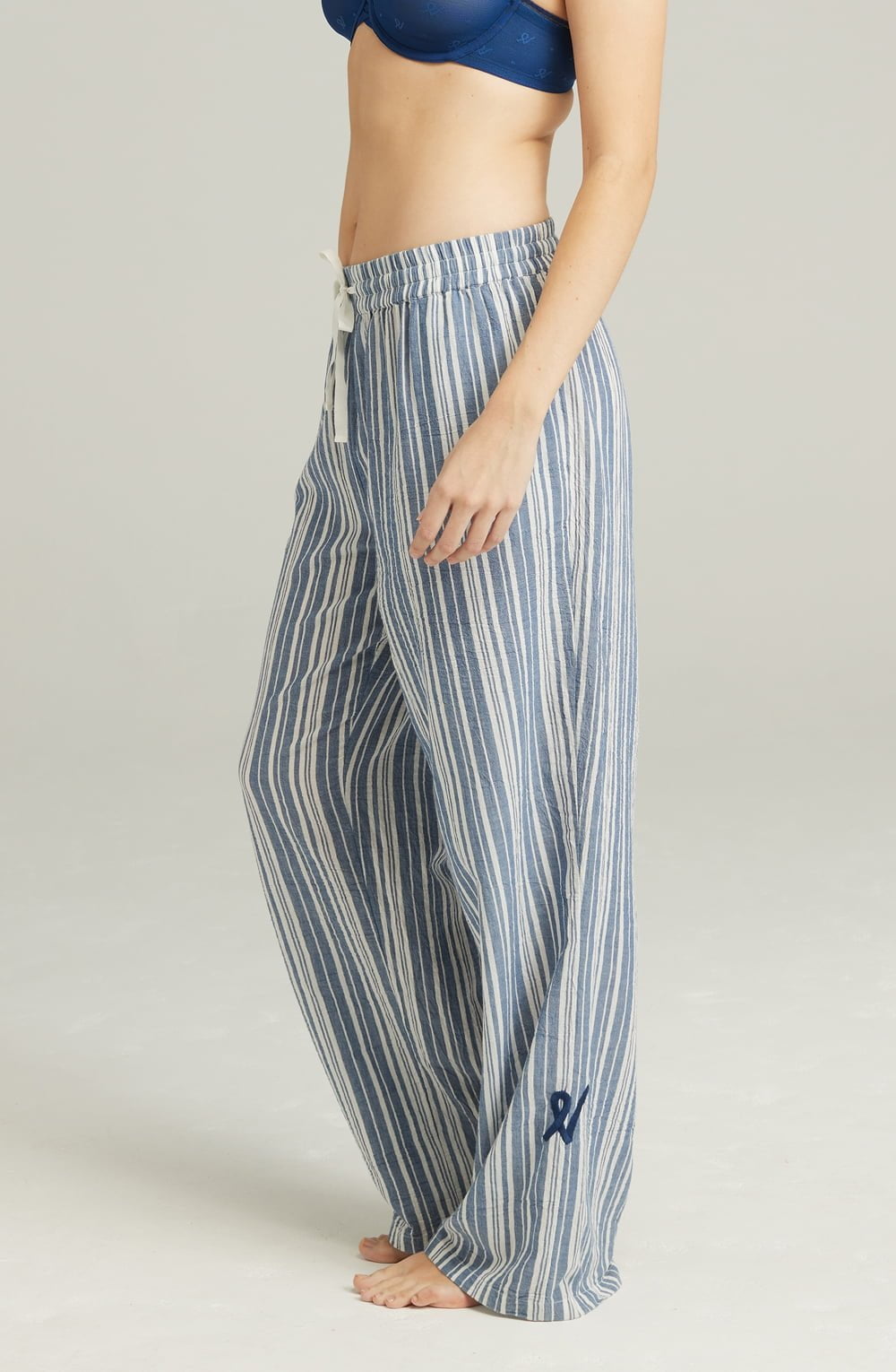 Linsori Ivory Organic Cotton Lounge Trouser - styled view