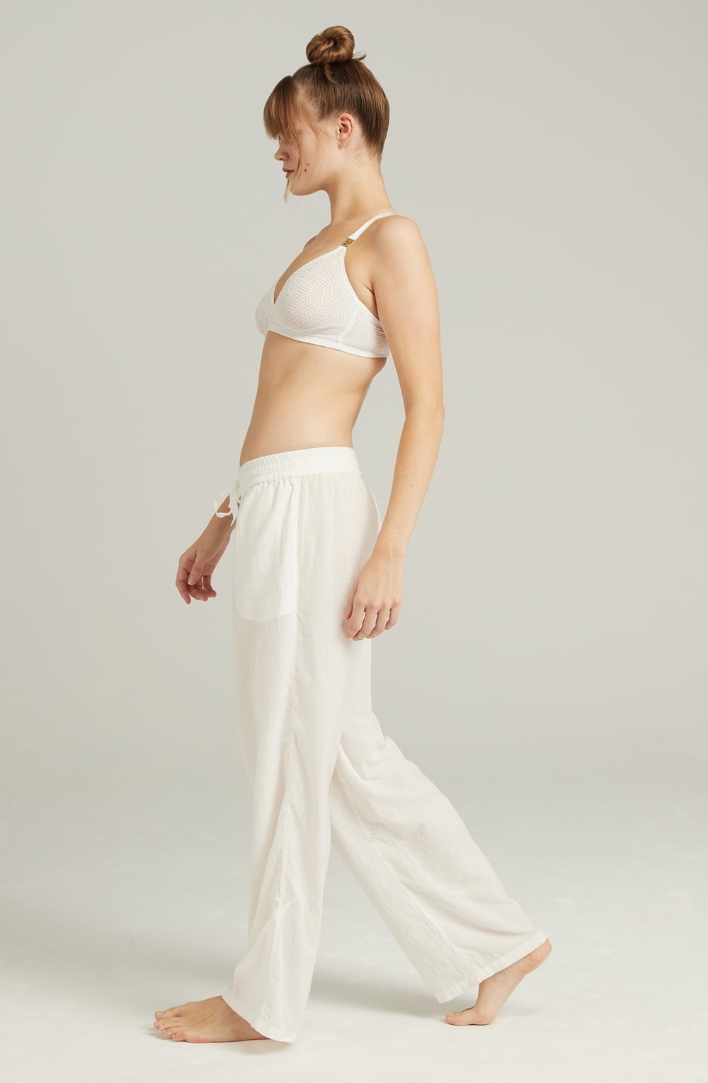 Linsori Ivory Organic Cotton Lounge Trouser - front view