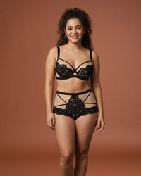 Linsori Noir Blossom Lace Bra & Brief Set - front view