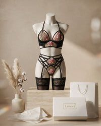 Linsori Obsidian Floral Embroidered Bra Set - Mannequin View