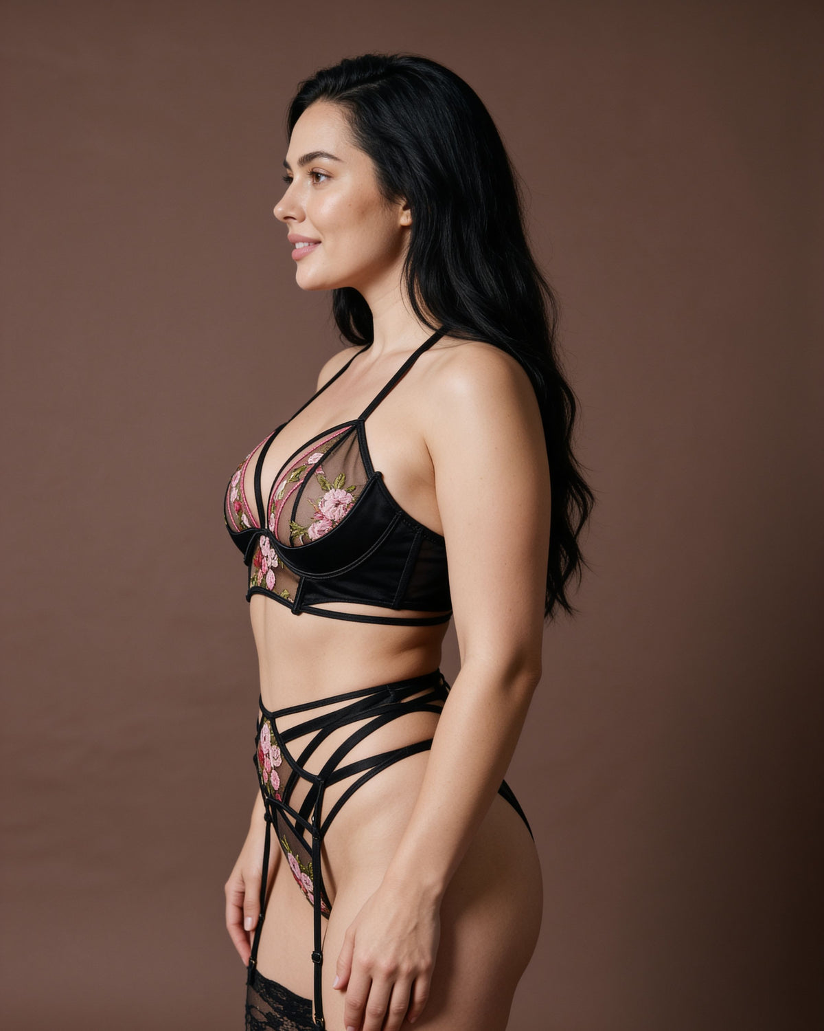 Linsori Obsidian Floral Embroidered Bra Set -  Left view