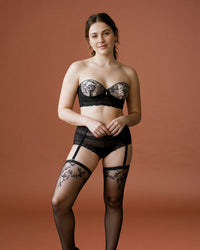 Linsori Noir Lurex Suspender Tights Plus Size - Front view 