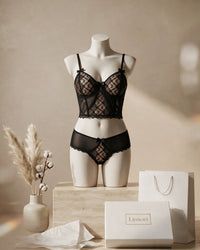 Linsori Midnight Lace Bra Floral Lace Set - Mannequin View