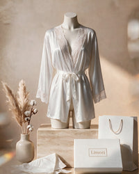 Linsori Pearl Sherie Delicate Peignoir Loungewear - Mannequin View