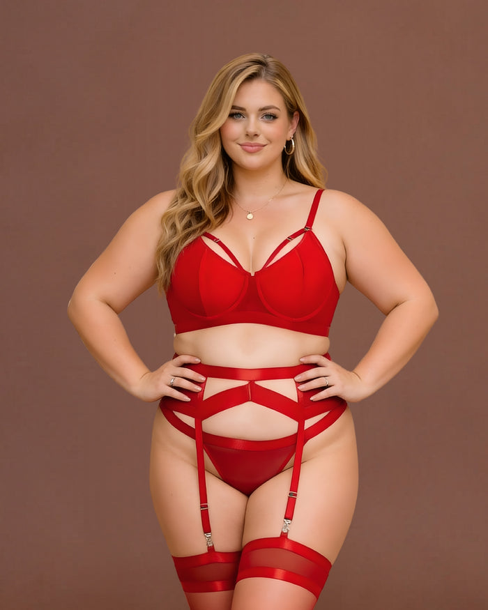 Linsori Scarlet Bondage Garter Set — Plus Size - Front view 