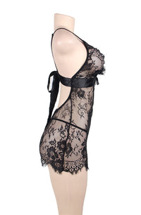 Linsori Noir Eyelash Lace Chemise - close-up