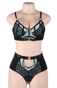 Linsori Sapphire Lace Lingerie Set - back view