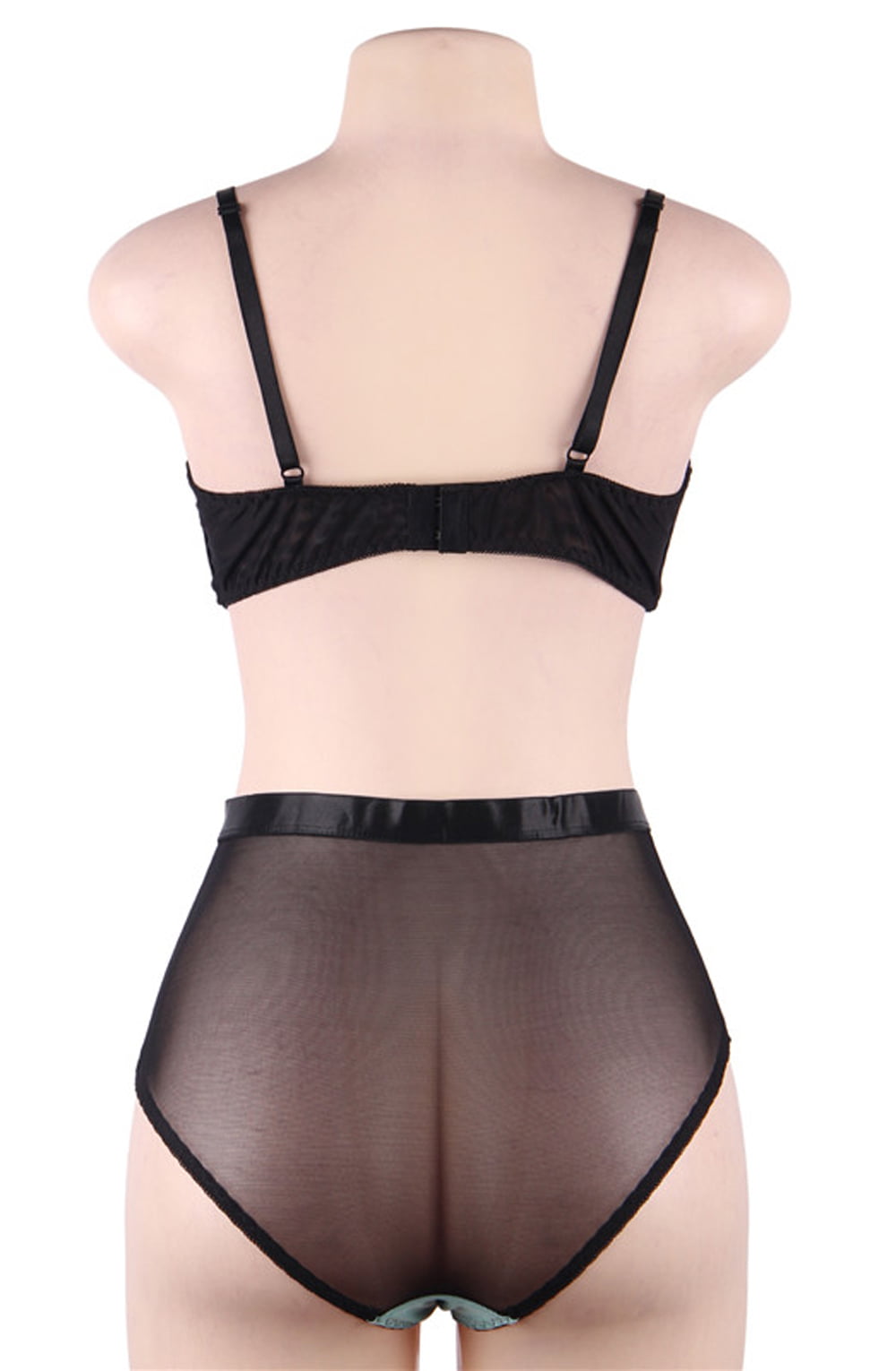 Linsori Sapphire Lace Lingerie Set - lifestyle view