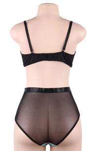 Linsori Sapphire Lace Lingerie Set - lifestyle view