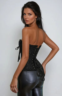 Linsori Noir Vintage Lace-Up Corset - lifestyle view
